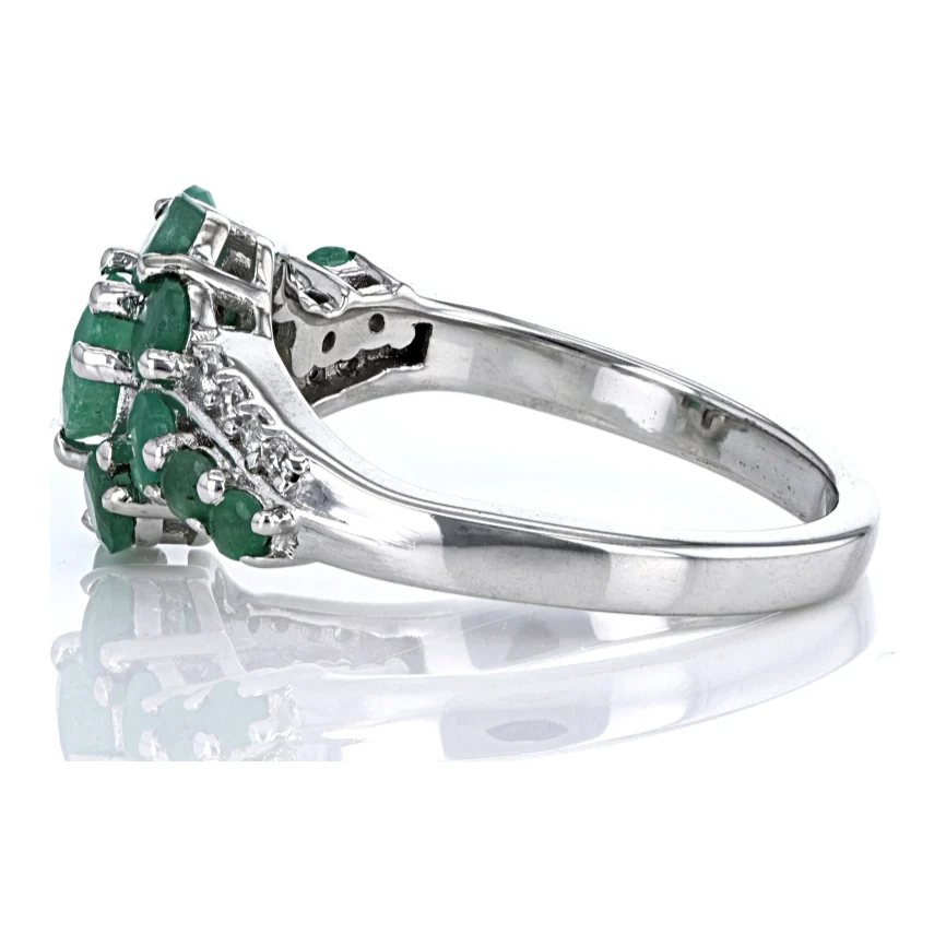 Verdant Cluster — Cluster in 18K White Gold